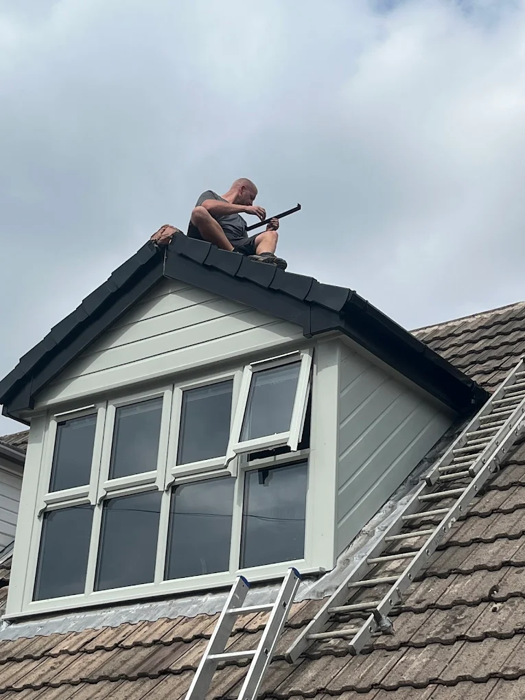 Roofers in Aigburth